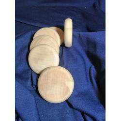 Дерев'янний медальйон  + гачок