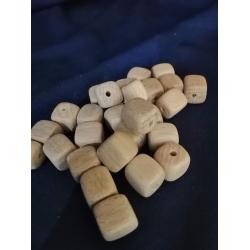 Намистини-кубик 13 мм . Упаковка 100шт