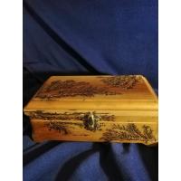 Шкатулка прямокутна фрезована .