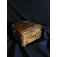 Шкатулка квадратна. Скриня .