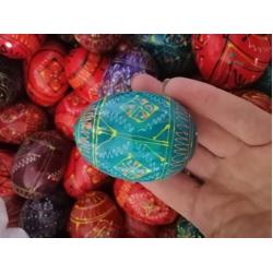 Писанка українська велика з орнаментом 