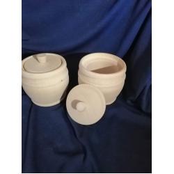 Бочонок-цукерниця середній.