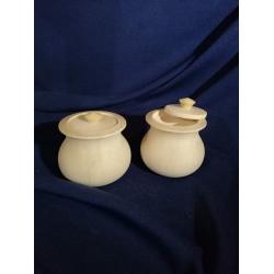 Глечик з кришкою