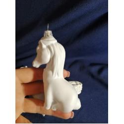 Підвіска-коник пластмаса ( в комплекті ковппачок)