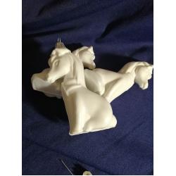 Підвіска-коник пластмаса ( в комплекті ковппачок)