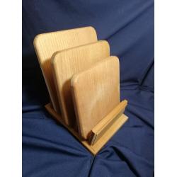 Набір квадратних дощечок з підставкою