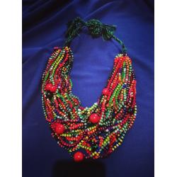 Кольє з бісером