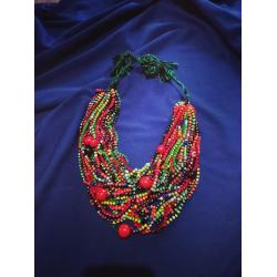 Кольє з бісером